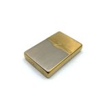 فندک بنزینی زورو رنگ طلایی نقره ای کد L130051