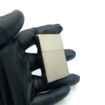 فندک بنزینی زورو رنگ طلایی نقره ای کد L130051