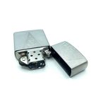 فندک بنزینی زورو مدل اسلیمی رنگ نقره ای کد L130053