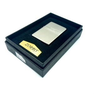 فندک بنزینی زورو رنگ نقره ای کد L130050