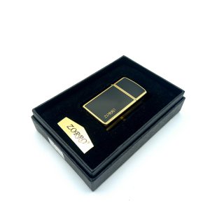 فندک بنزینی زورو مدل کوچک رنگ مشکی طلایی کد L130056